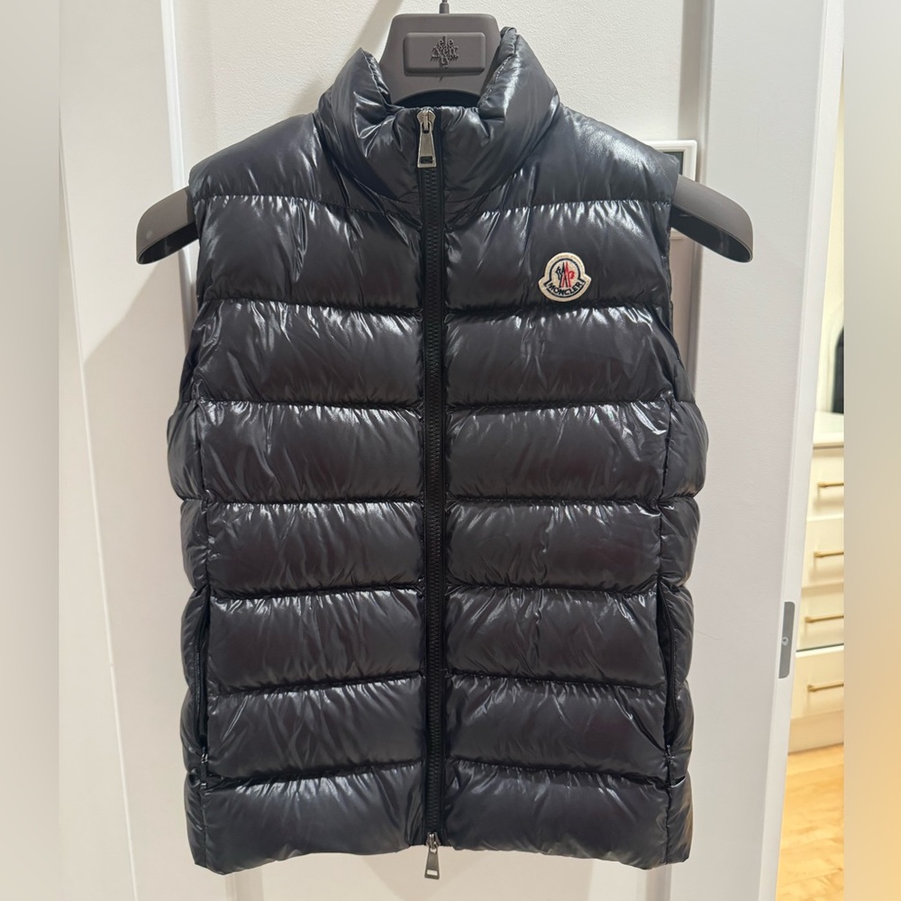Moncler Ghany Shiny Quilted Puffer Vest